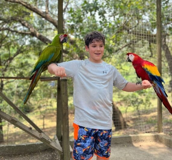 Roatan monkey and sloth tour